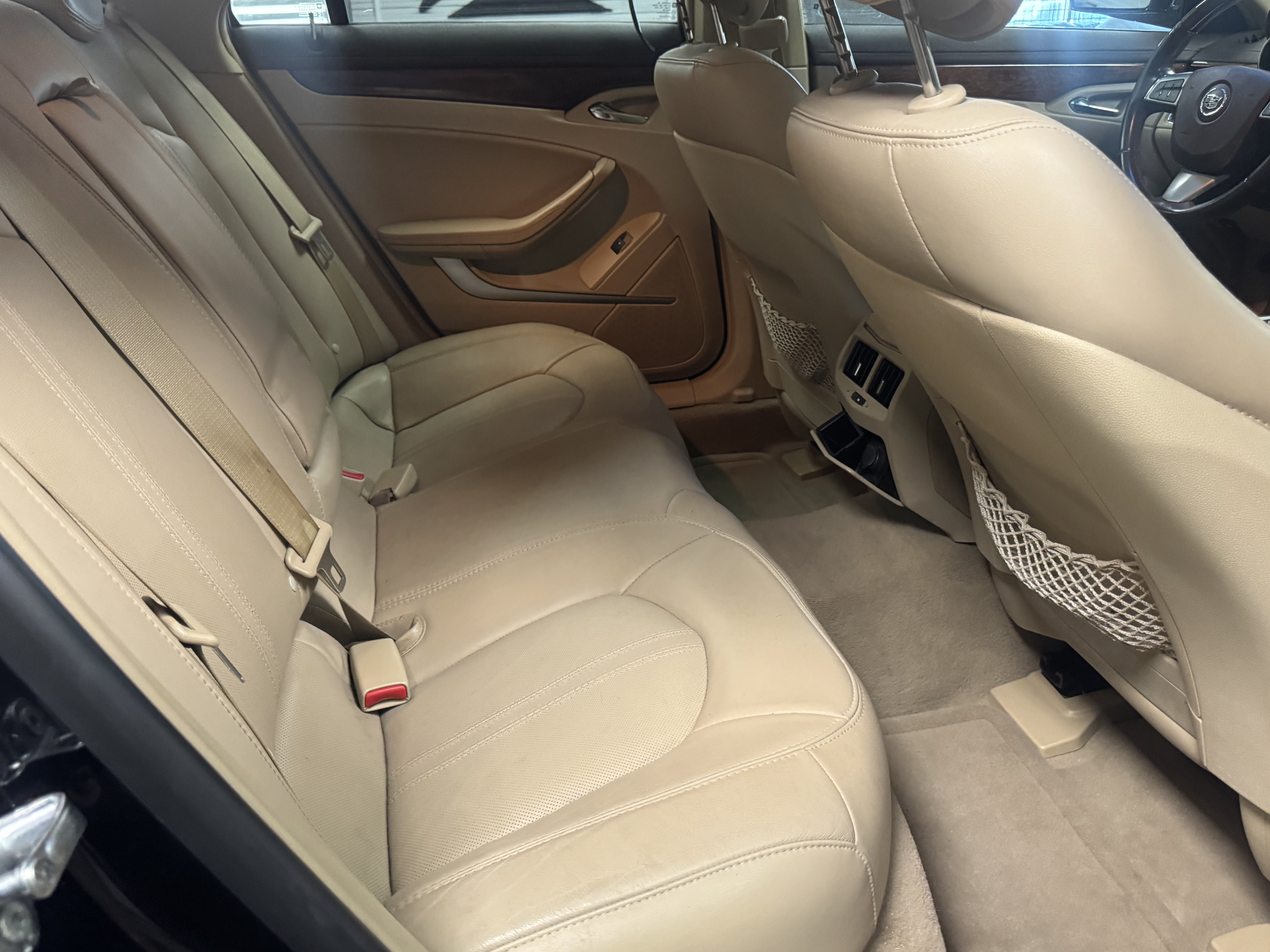 Used 2011 Cadillac CTS Luxury RWD image 12