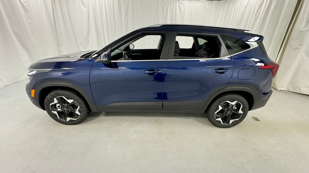 Used 2026 Kia Seltos EX AWD/4WD image 6