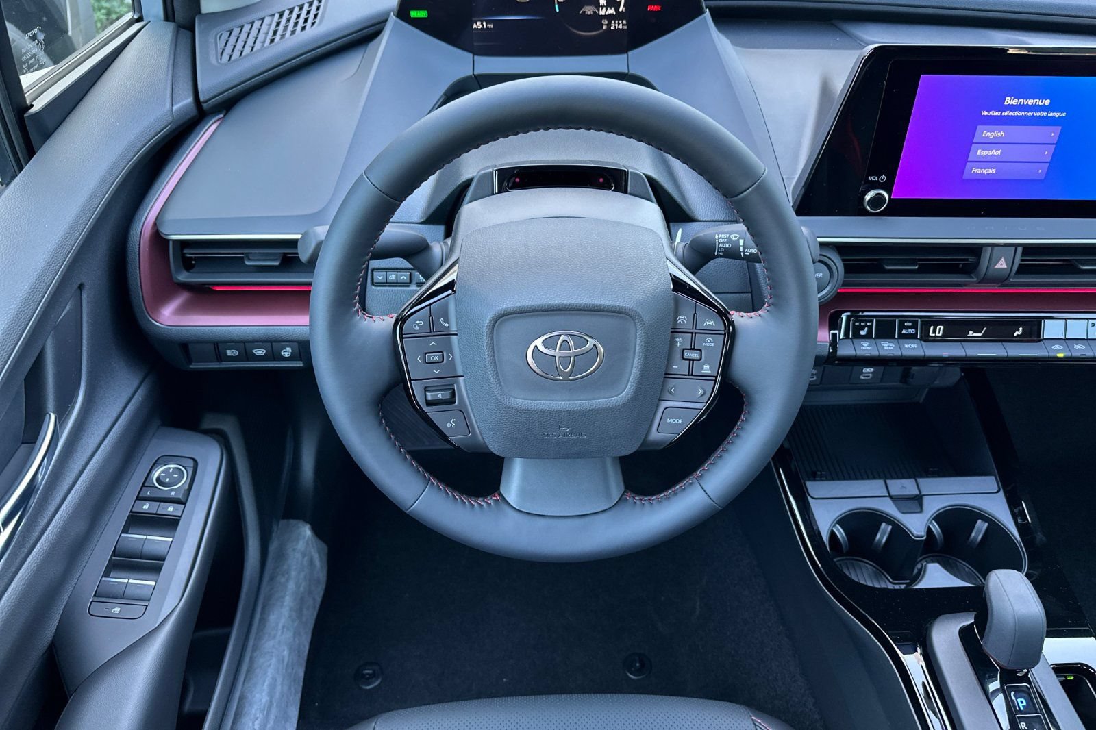 New 2026 Toyota Prius Plug-In Hybrid FWD image 16