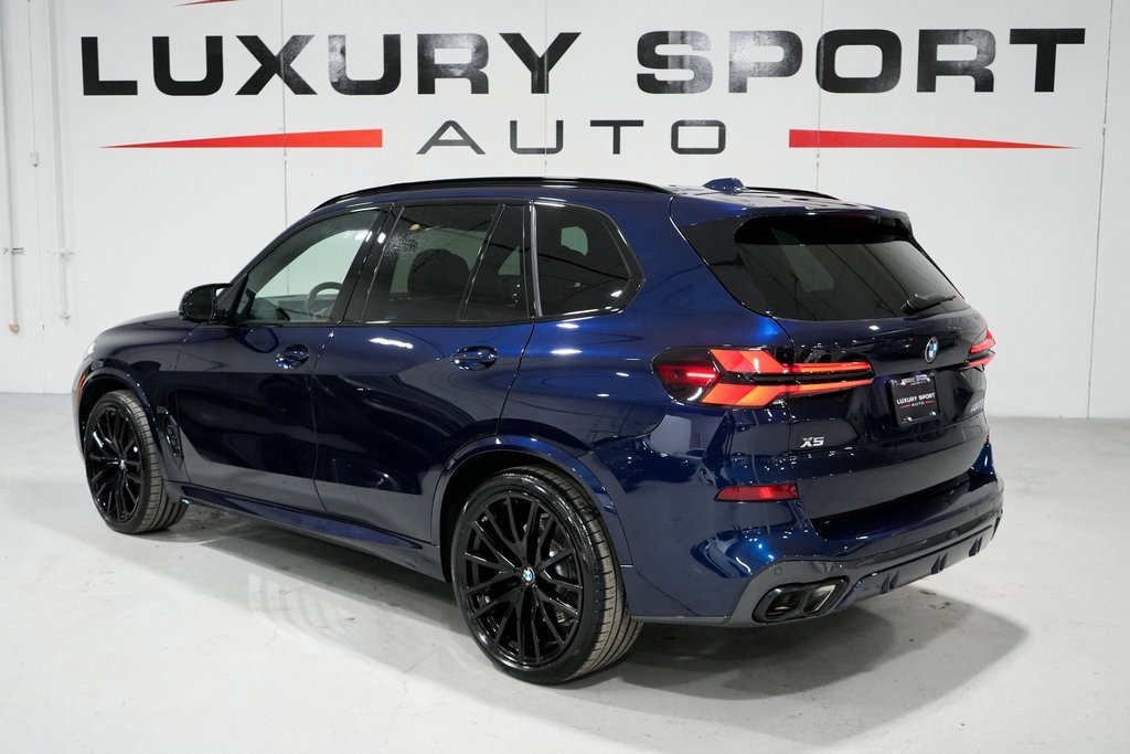 Used 2025 BMW X5 M60i image 3