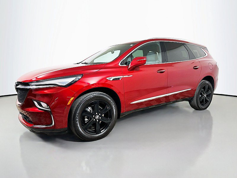 Used 2023 Buick Enclave Essence w/ Sport Touring Edition FWD image 3