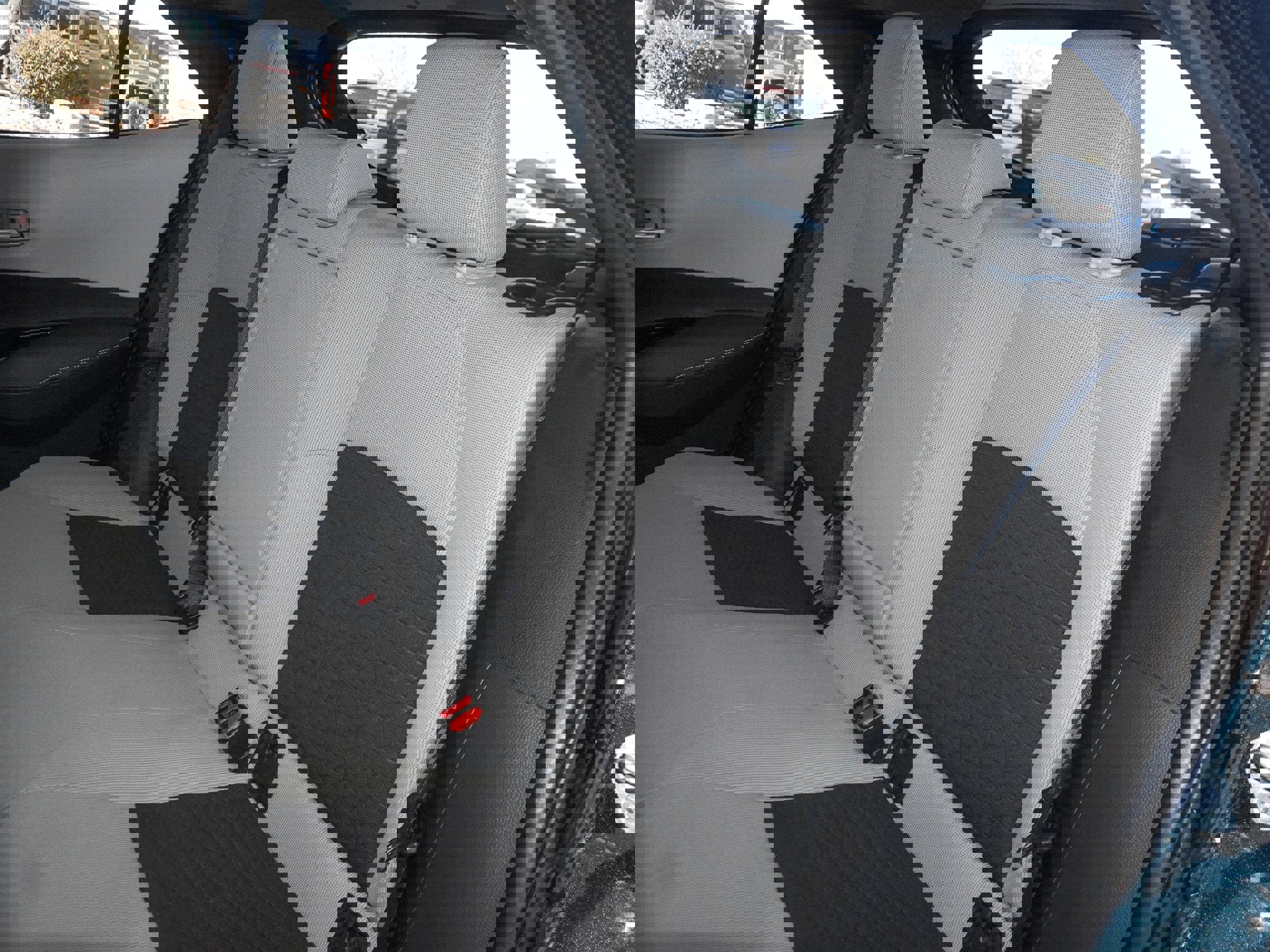 Used 2022 Toyota Corolla SE image 36