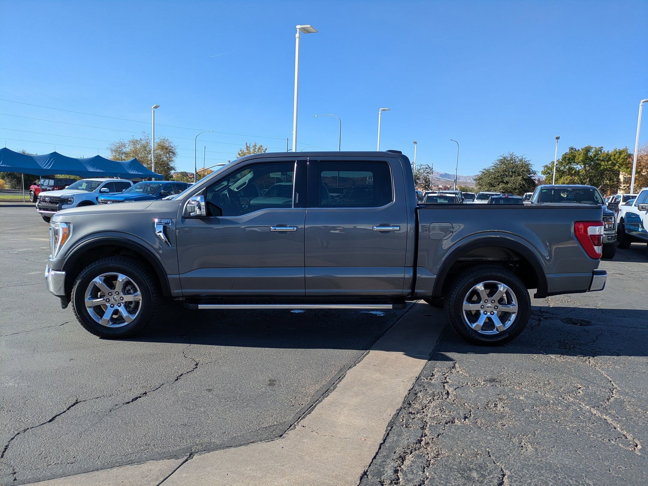Used 2022 Ford F150 Lariat image 7