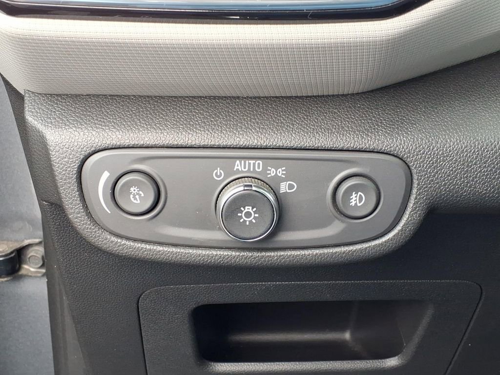 Used 2021 Chevrolet TrailBlazer LT image 17