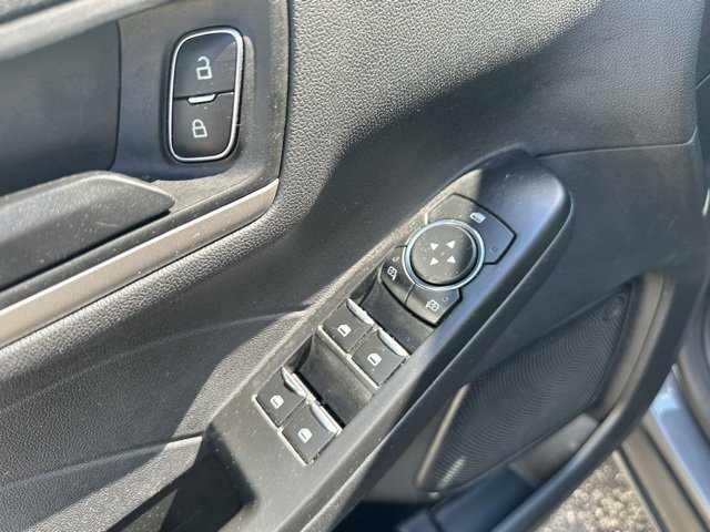 Used 2022 Ford Escape S image 17