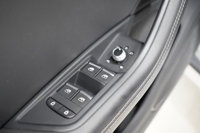 Used 2023 Audi A4 2.0T allroad Premium Plus AWD/4WD image 18