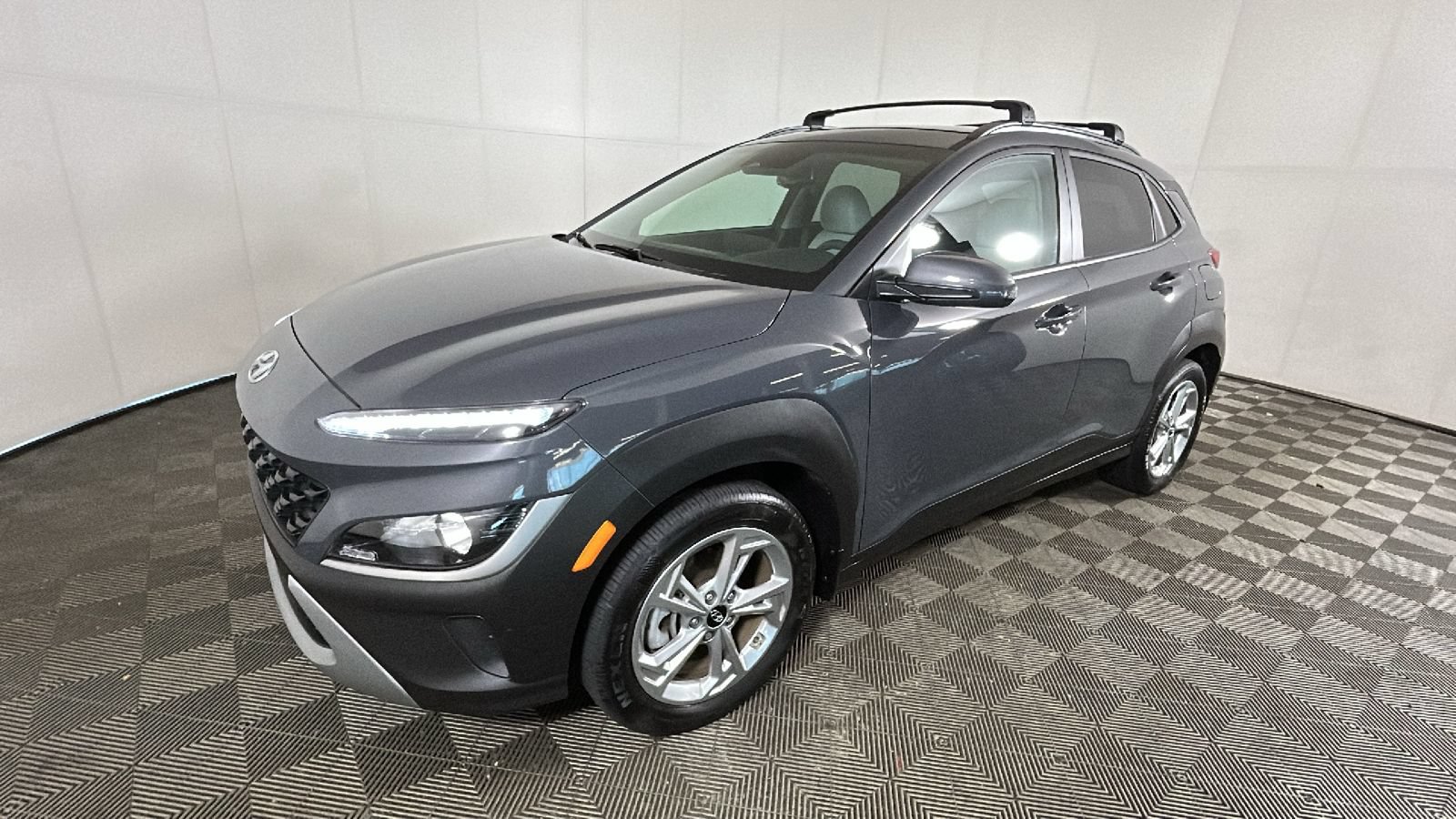 Certified 2023 Hyundai Kona SEL w/ Cargo Package AWD/4WD image 8