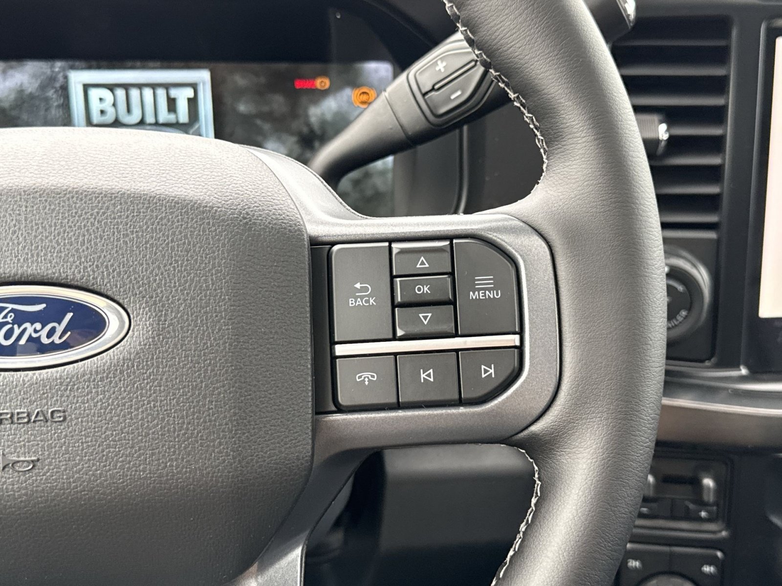 New 2026 Ford F250 Lariat w/ Black Appearance Package AWD/4WD image 18