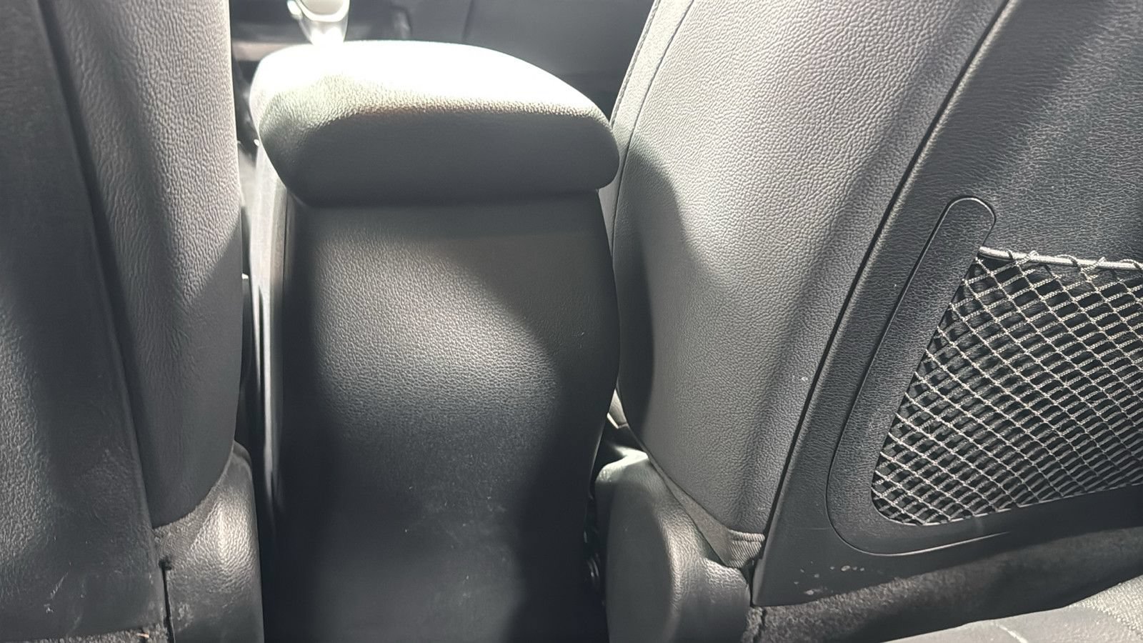 Used 2024 Kia Forte GT-Line FWD image 33