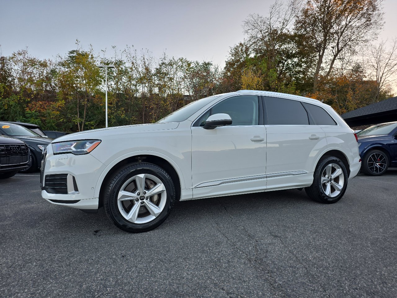 Used 2023 Audi Q7 2.0T Premium w/ Convenience Package image 6