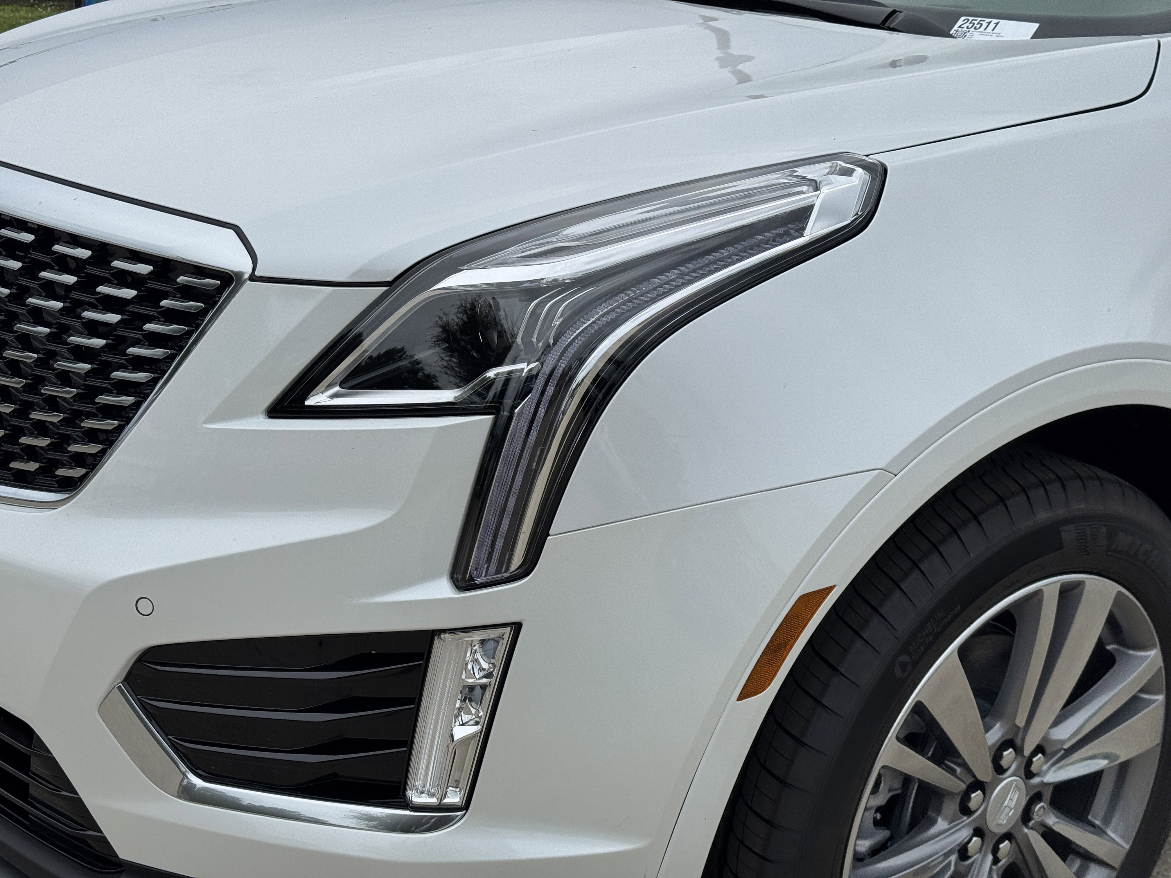 New 2025 Cadillac XT5 Premium Luxury image 8
