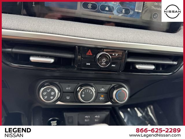 Certified 2025 Nissan Kicks SV AWD/4WD image 23
