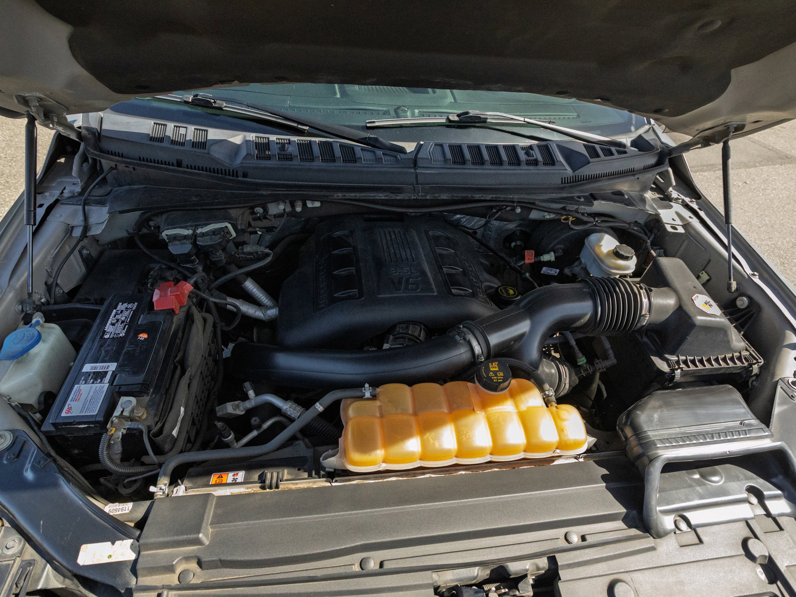 Used 2015 Ford F150 XLT RWD image 22