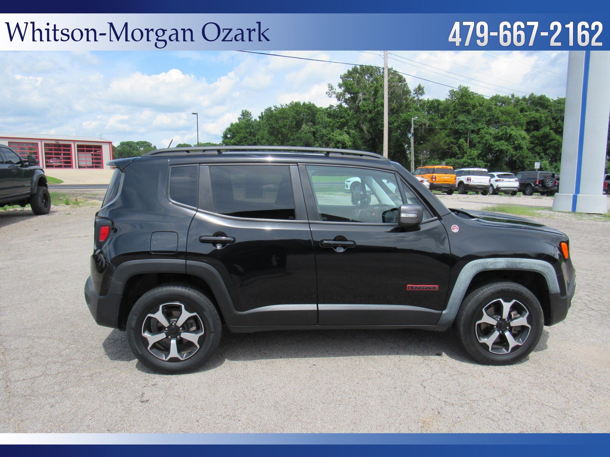 Used 2019 Jeep Renegade Trailhawk w/ UConnect 8.4 Nav Group AWD/4WD image 17