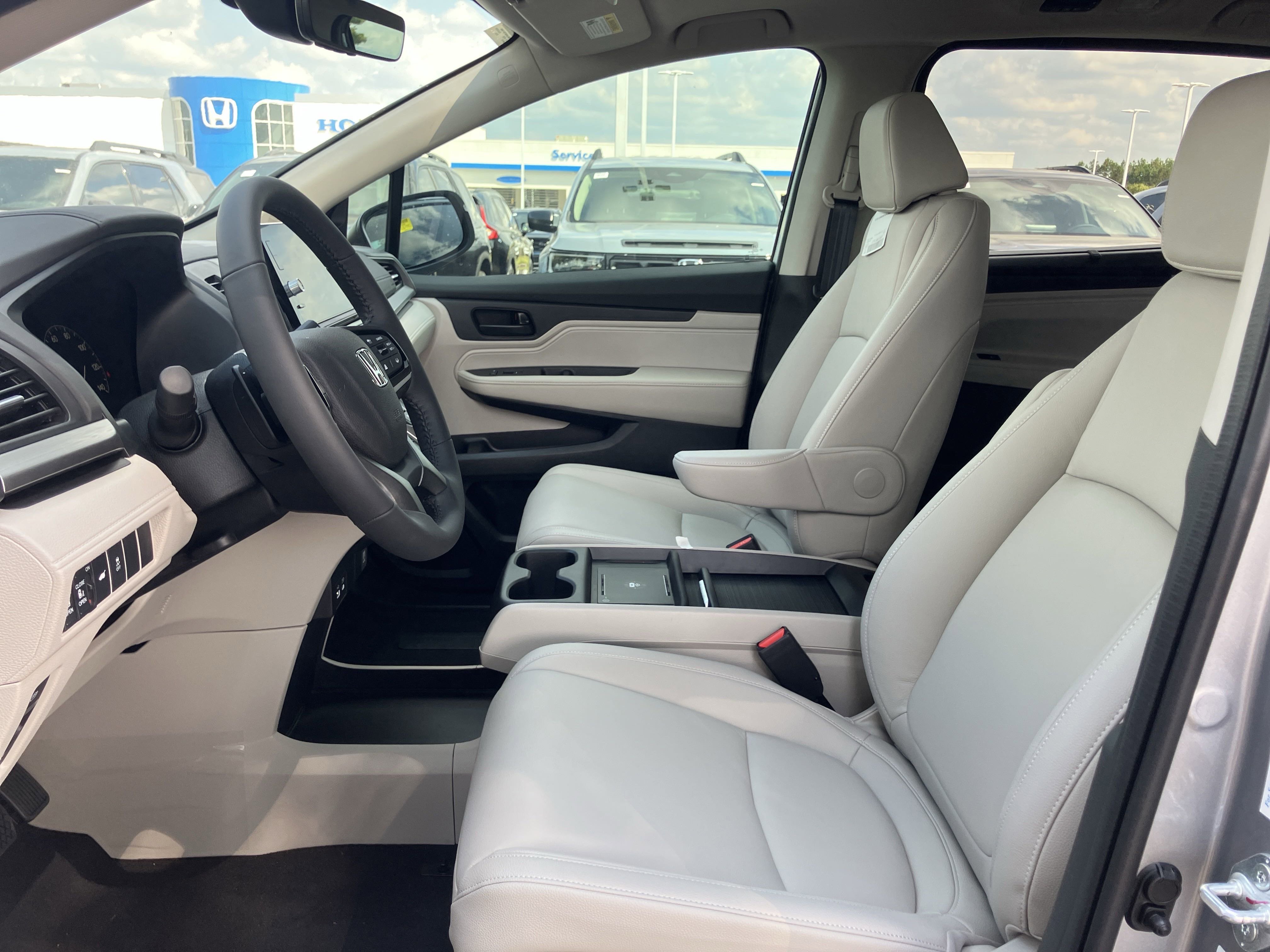 New 2026 Honda Odyssey EX-L image 15