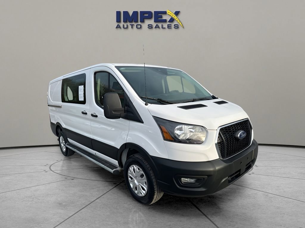 Used 2024 Ford Transit 250 Low Roof w/ Exterior Upgrade Package image 7