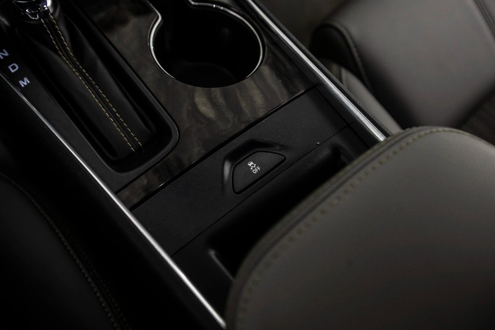 Used 2014 Chevrolet Impala LT w/ Convenience Package image 26
