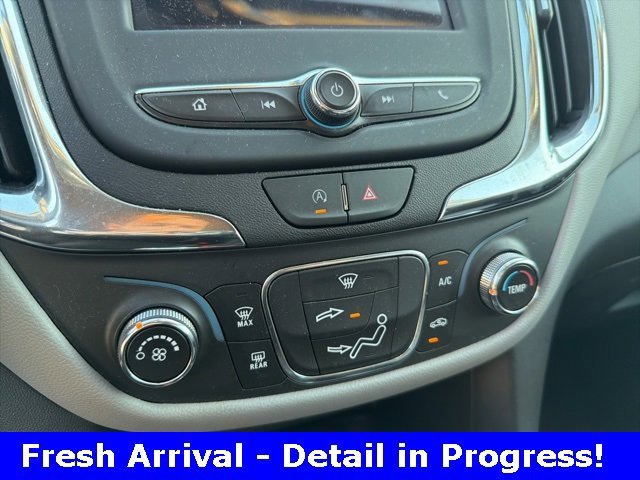 Used 2022 Chevrolet Equinox LS w/ LS Convenience Package image 18