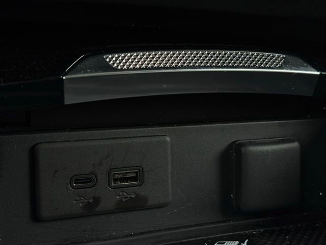 Used 2025 Buick Envision Preferred image 31