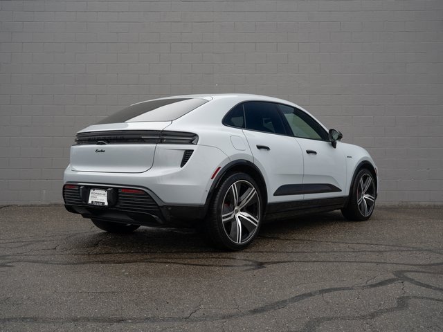 Used 2025 Porsche Macan Turbo Electric image 7
