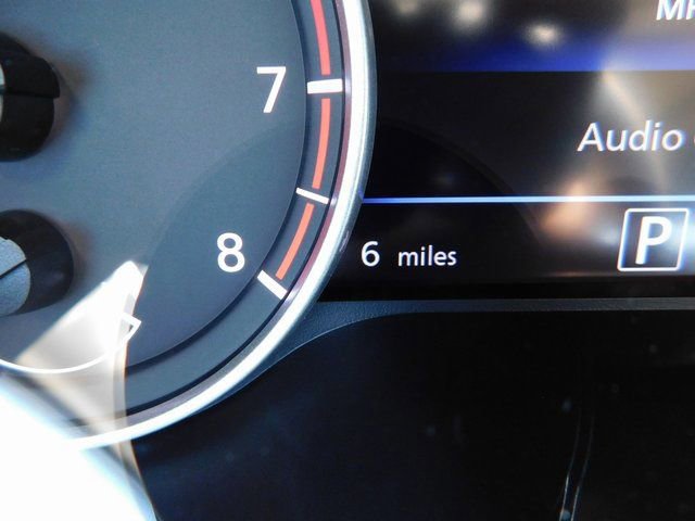 Used 2025 Nissan Sentra SR w/ SR Premium Package image 30