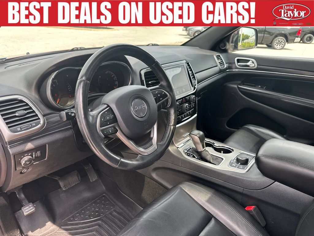 Used 2019 Jeep Grand Cherokee Limited AWD/4WD image 12