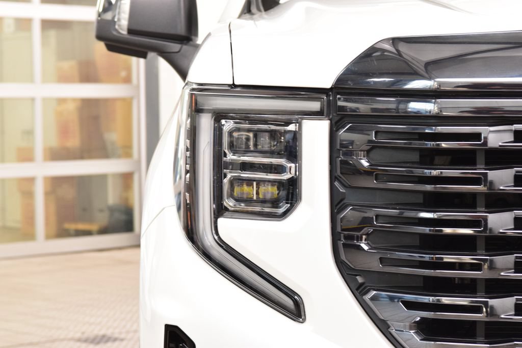Used 2024 GMC Sierra 1500 Denali Ultimate AWD/4WD image 12