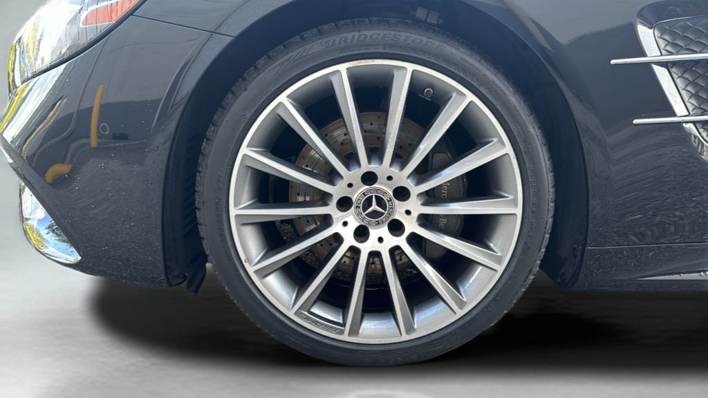 Used 2019 Mercedes-Benz SL 550 image 33