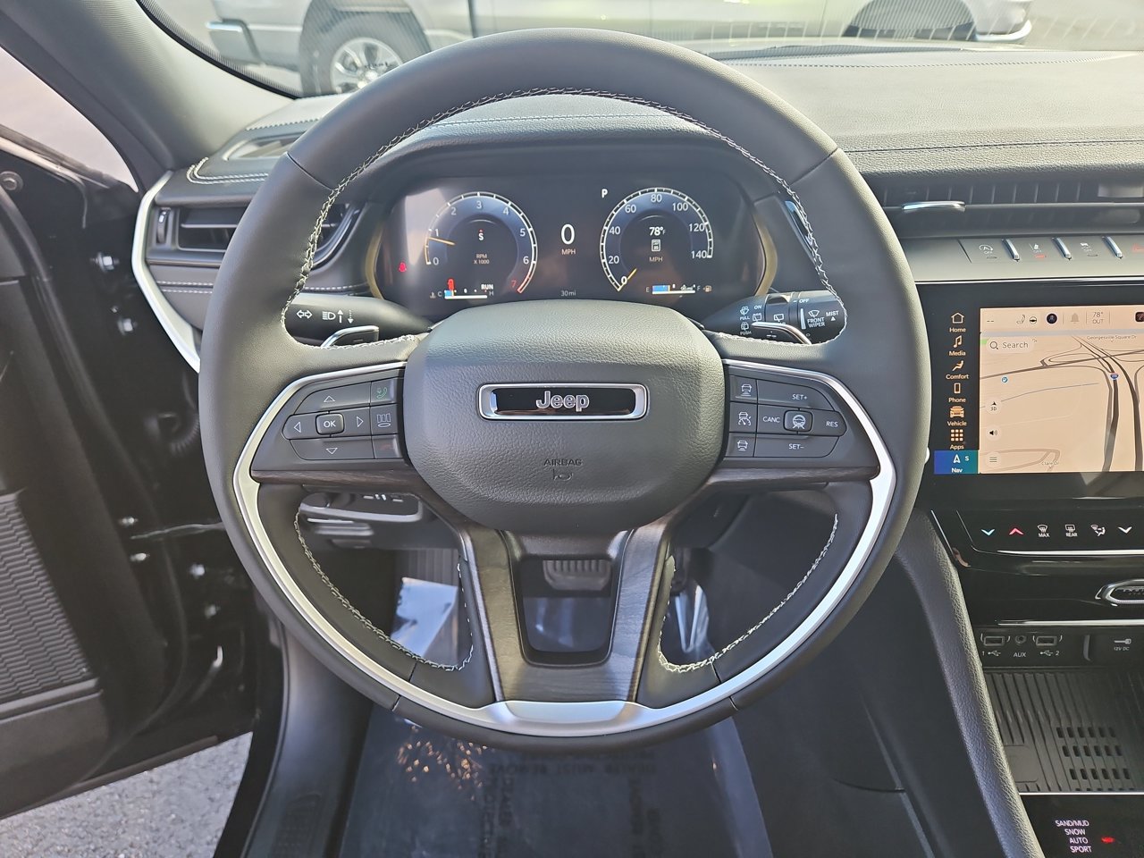 New 2026 Jeep Grand Cherokee Altitude AWD/4WD image 20