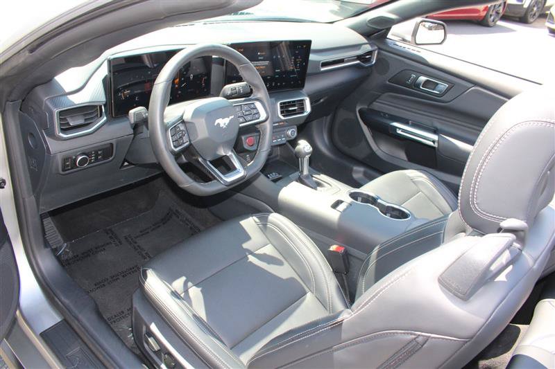 Used 2026 Ford Mustang Premium RWD image 10