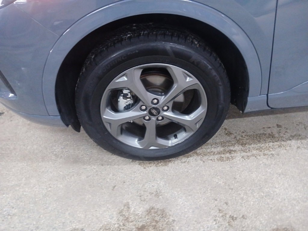 Certified 2024 Ford Escape ST-Line image 8