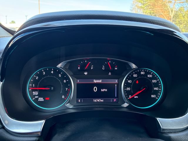 Used 2023 Chevrolet Traverse LT AWD/4WD image 15