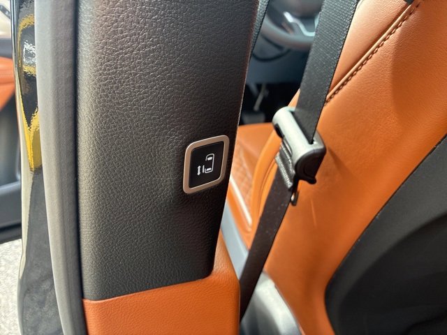 New 2026 Chrysler Pacifica Pinnacle w/ Trailer Tow Group image 23