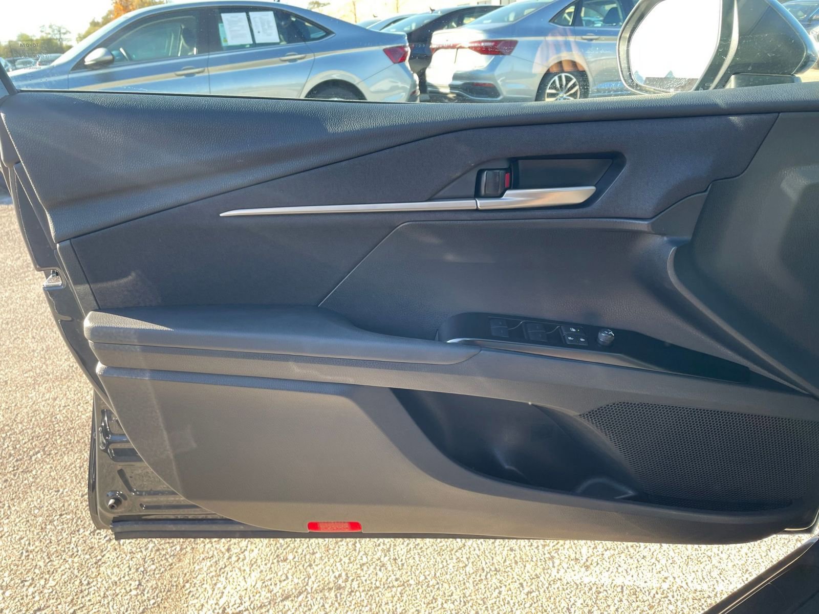 Used 2025 Toyota Camry LE image 20