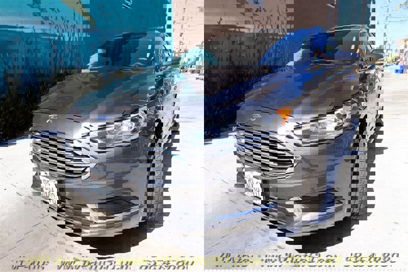 Used 2018 Ford Fusion Energi SE image 32