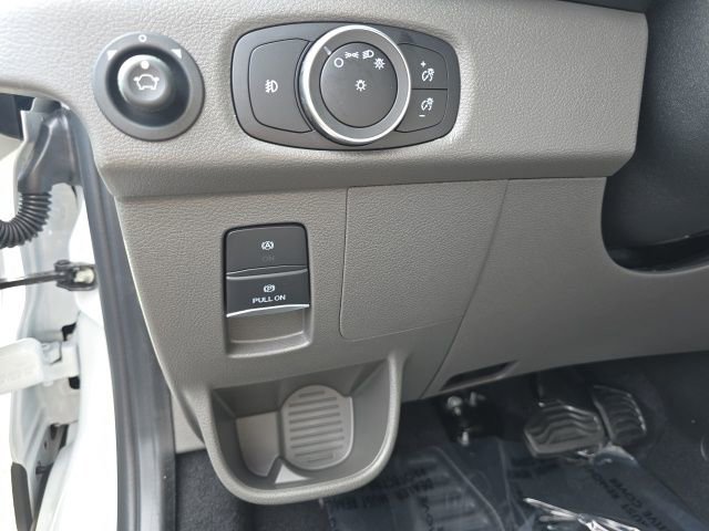 New 2025 Ford Transit 250 148 Medium Roof image 13
