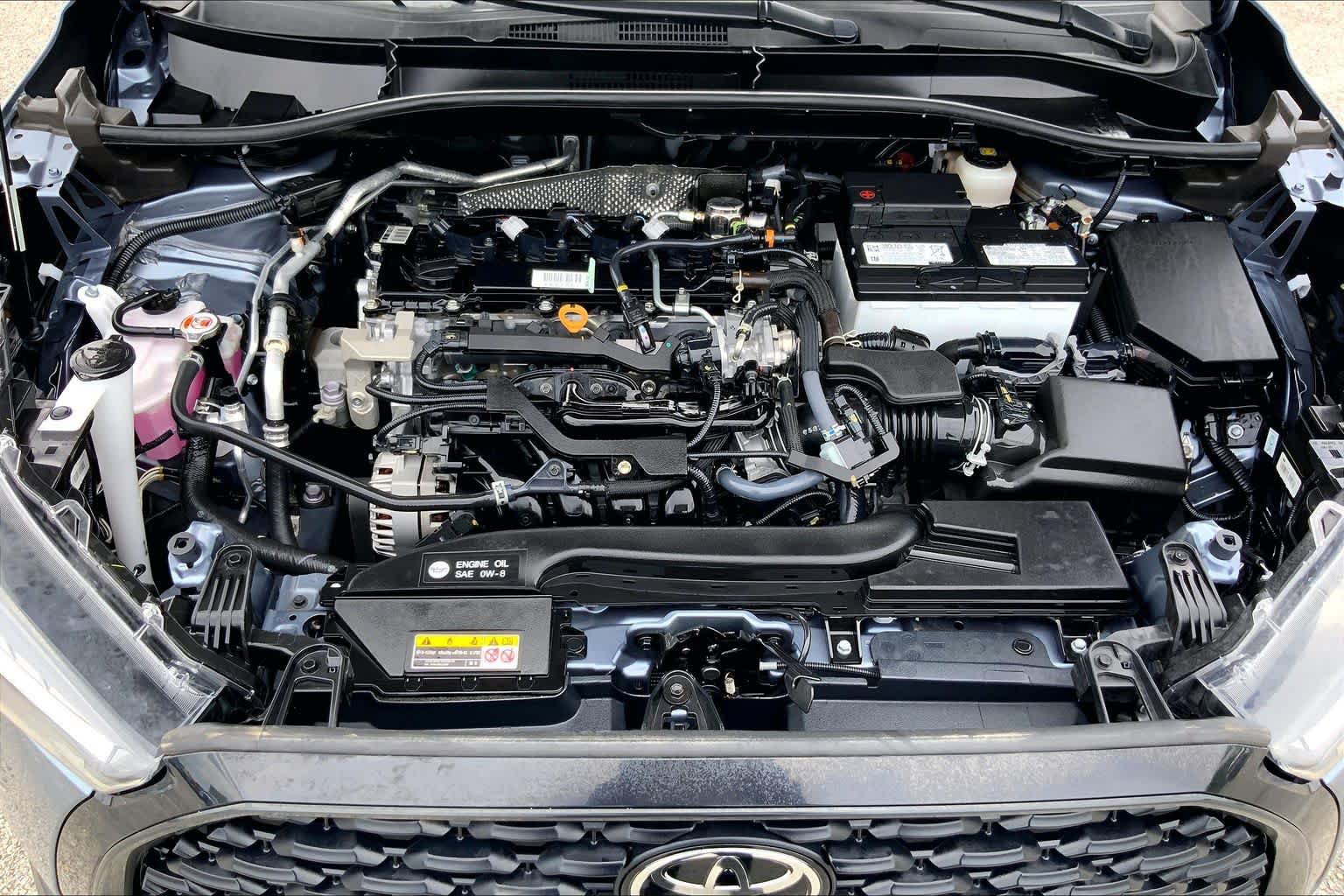 Used 2025 Toyota Corolla Cross LE FWD image 31