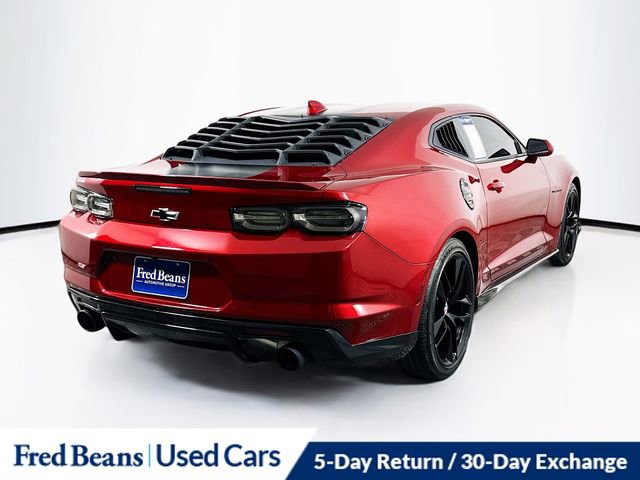 Used 2021 Chevrolet Camaro LT w/ Wild Cherry Design Package 2 RWD image 9