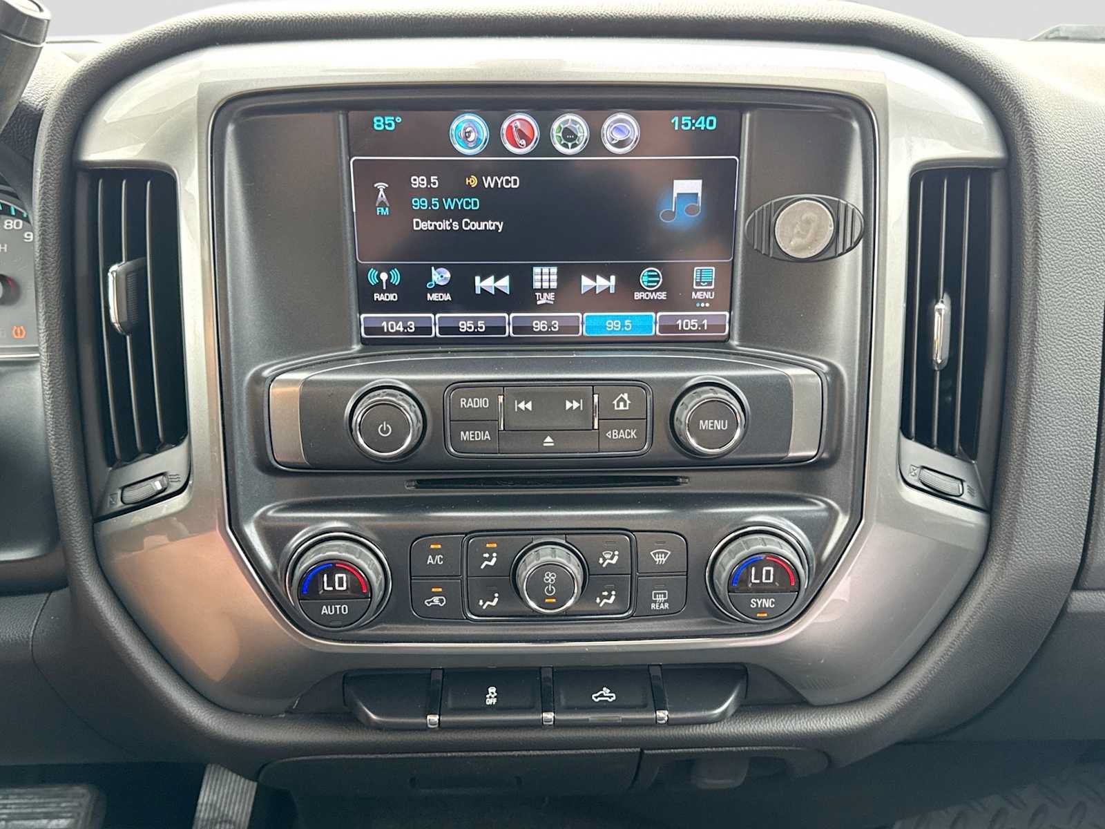 Used 2017 Chevrolet Silverado 1500 LT w/ All Star Edition AWD/4WD image 26