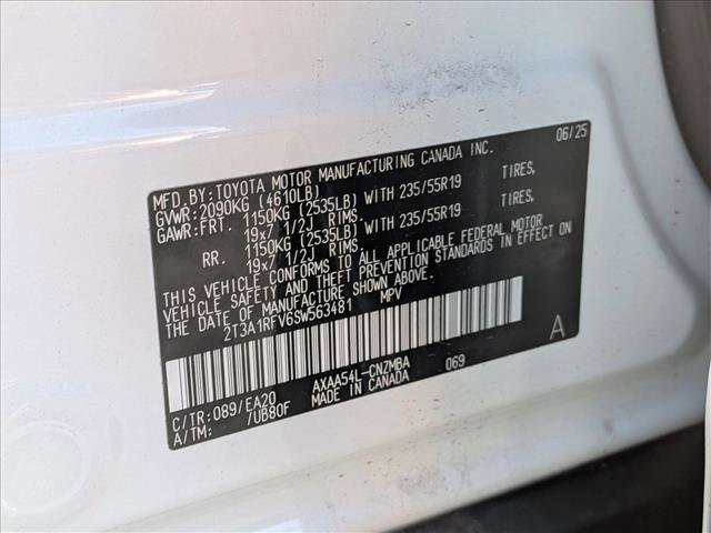 Used 2025 Toyota RAV4 XLE Premium image 25