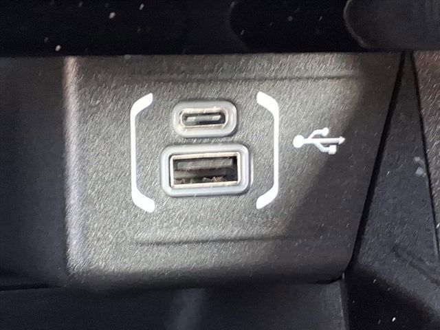 New 2026 Jeep Compass Latitude image 11