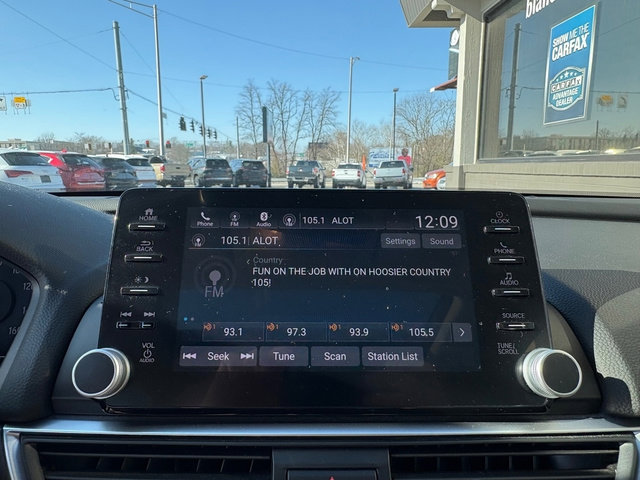 Used 2018 Honda Accord EX-L image 27