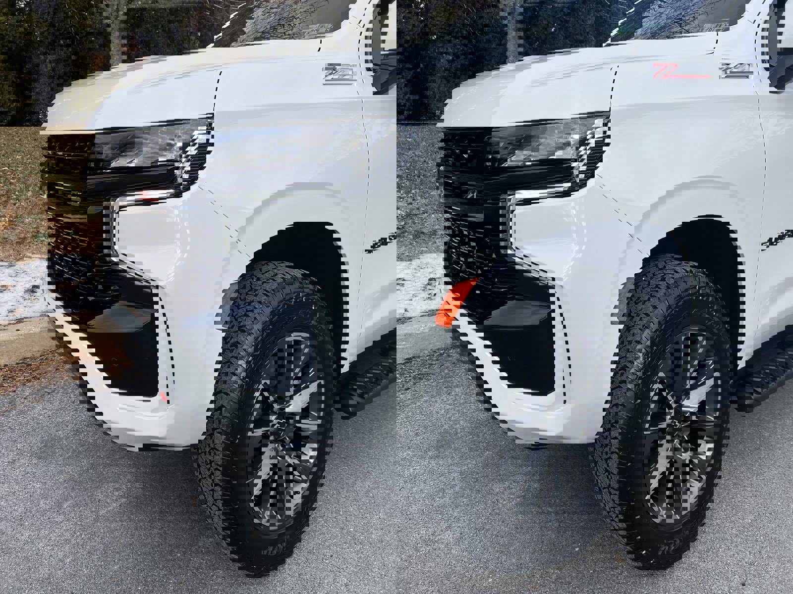 Used 2023 Chevrolet Suburban Z71 w/ Luxury Package image 81