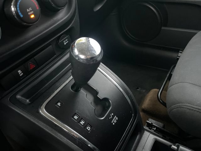 Used 2016 Jeep Patriot Sport w/ Power Value Group AWD/4WD image 14