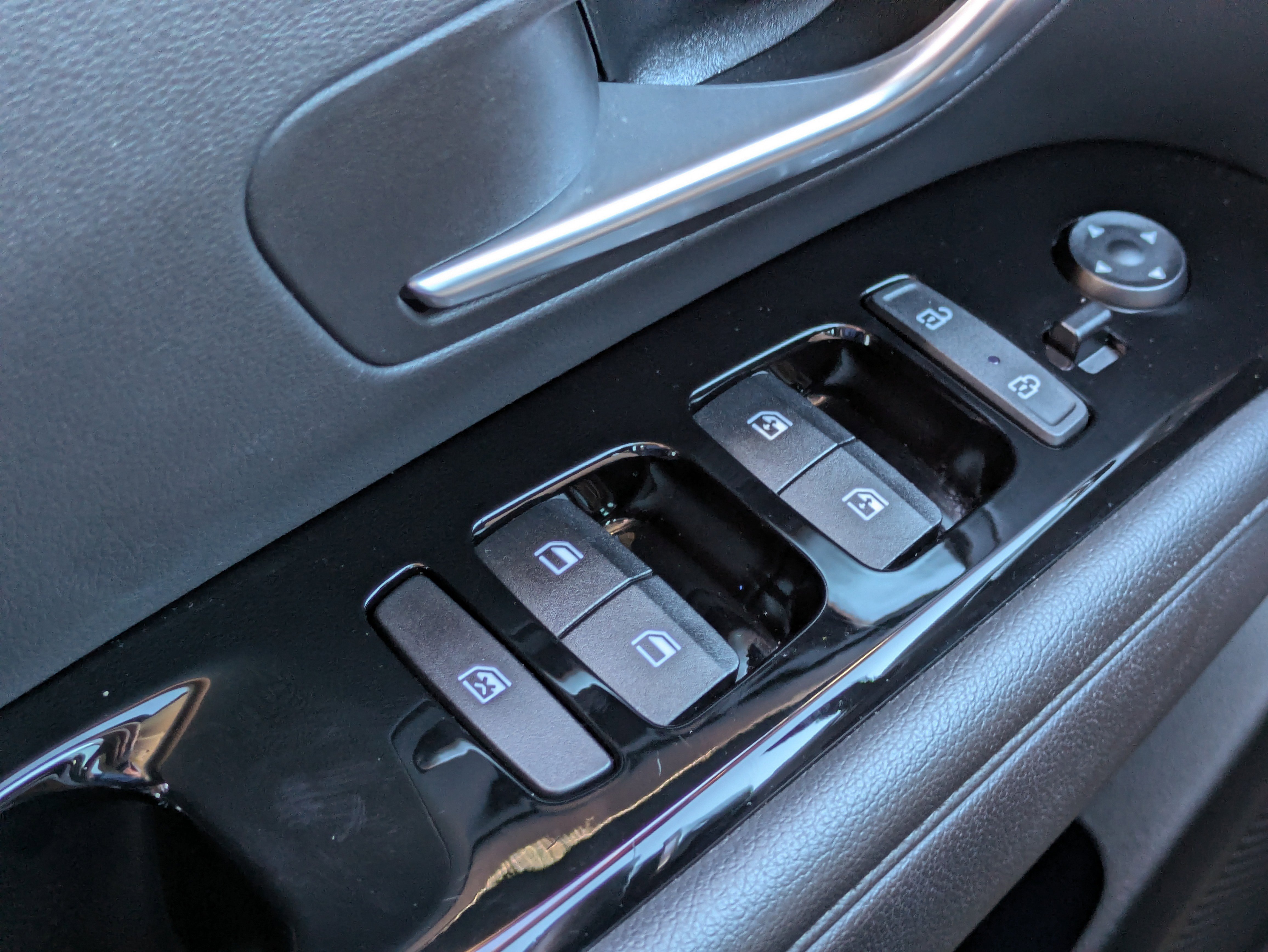 Used 2022 Hyundai Tucson Limited w/ Cargo Package image 23