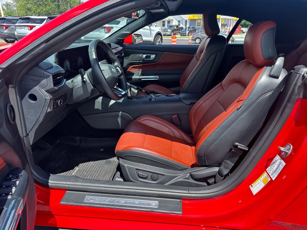 Used 2025 Ford Mustang Premium RWD image 15