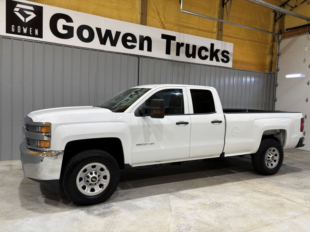 Used 2018 Chevrolet Silverado 2500 W/T w/ Snow Plow Prep Package image 4