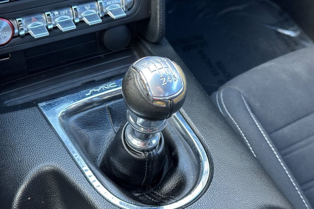 Used 2017 Ford Mustang GT RWD image 21