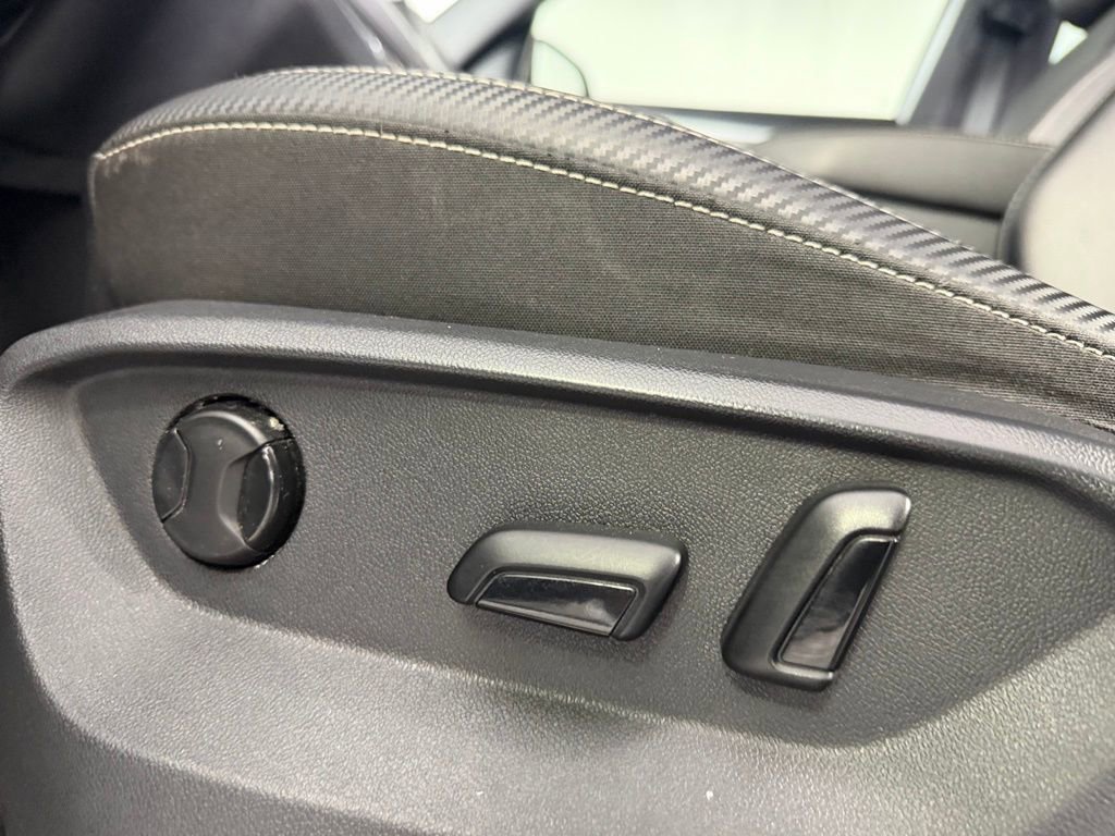 Used 2021 Volkswagen Atlas Cross Sport SE w/ 20" Black Wheels Package FWD image 23