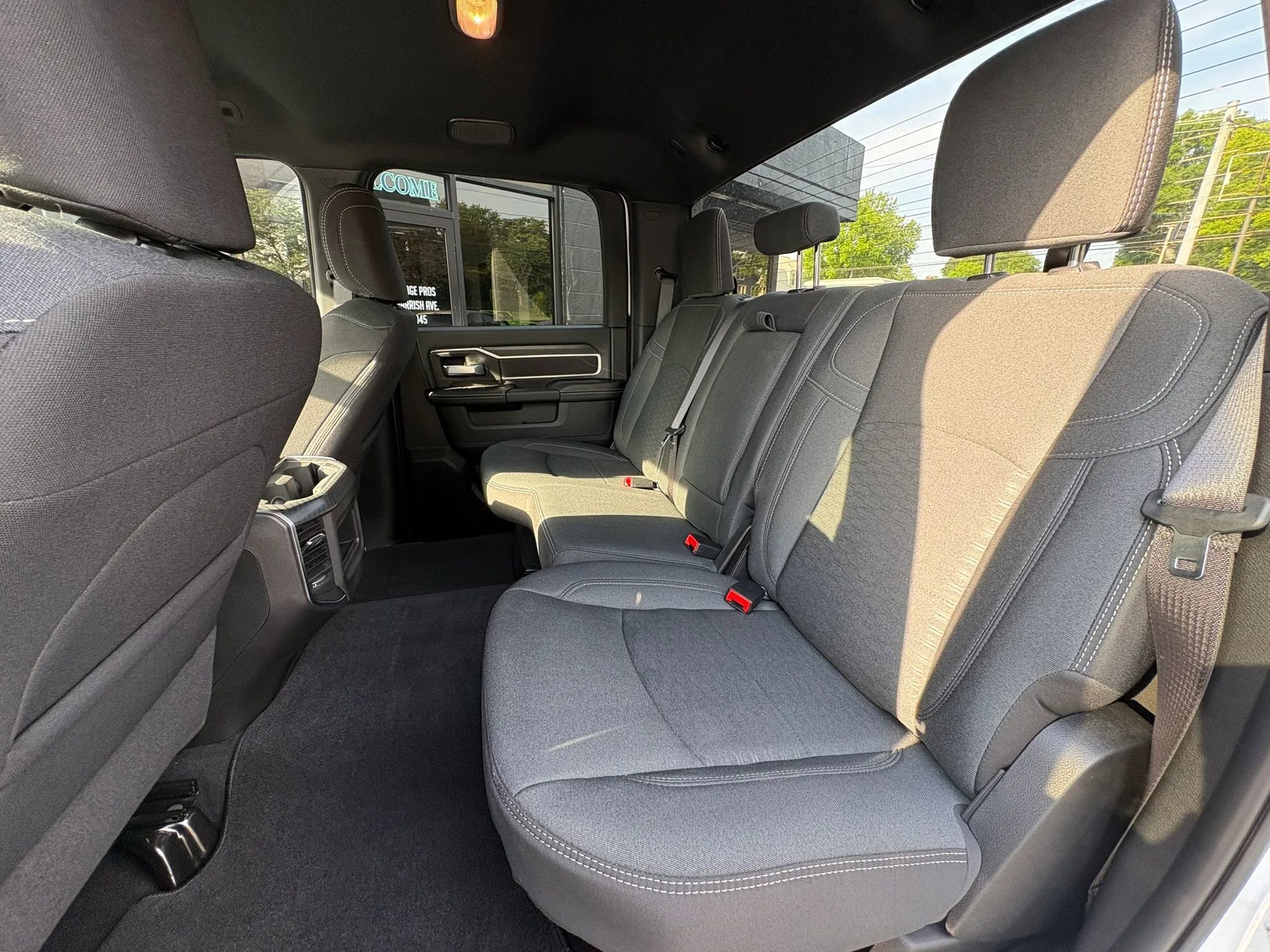Used 2025 RAM 2500 Big Horn AWD/4WD image 15